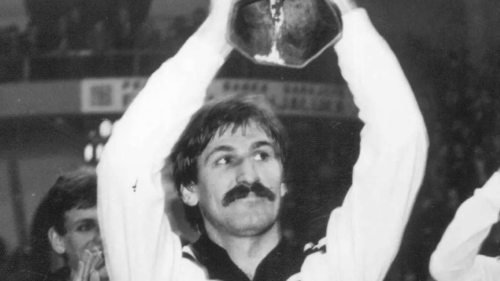 Drazen Dalipagic, con el Partizan de Belgrado