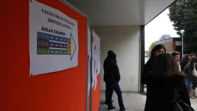 Más de 32.200 personas se examinan este sábado, para acceder a una de las 11.943 plazas de Formación Sanitaria Especializada (FSE) convocadas por el Ministerio de Sanidad.