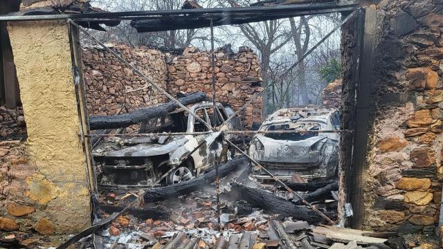 Imagen del incendio de este domingo en Villar del Monte