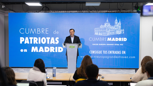 El portavoz nacional de Vox, José Antonio Fúster, este lunes en la sede del partido.