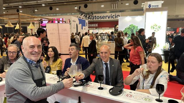 El alcalde de León, José Antonio Diez brinda en Madrid Fusión