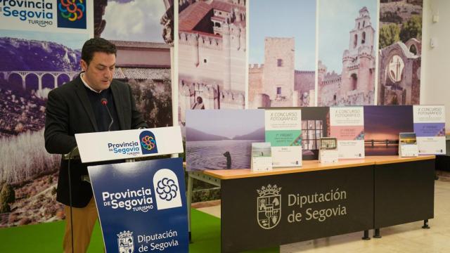 Entrega de premios del concurso de fotografías de turismo en la Diputación de Segovia