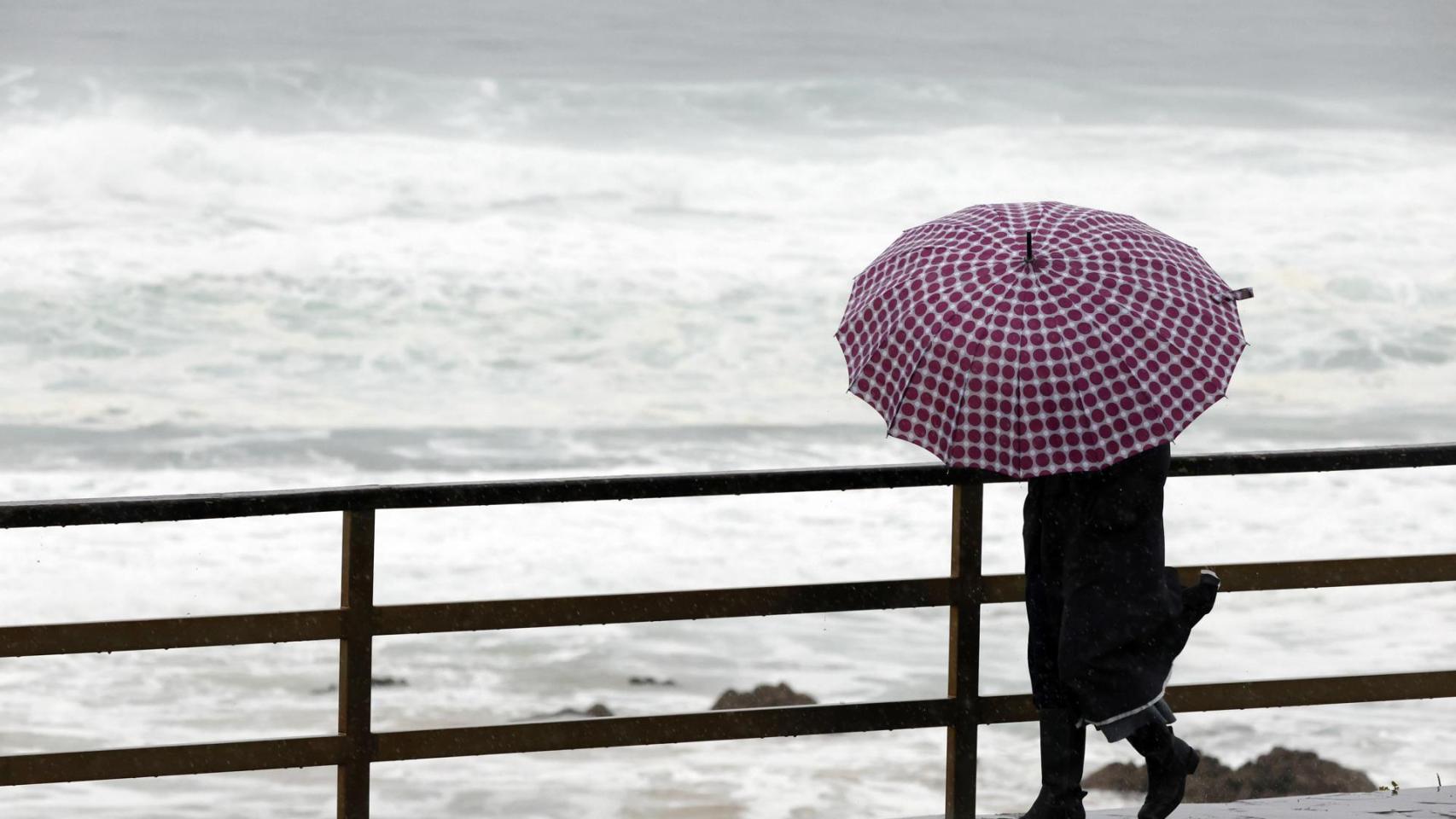 Última hora de la borrasca Herminia | Las incidencias por lluvias y fuertes vientos en gran parte de España