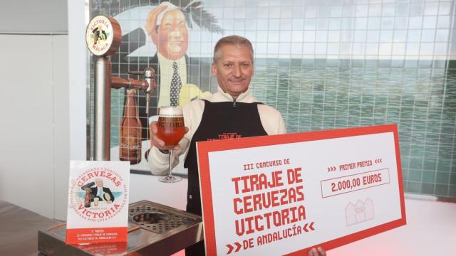 El ganador del III Concurso de Tiraje de Cervezas Victoria de Andalucía.