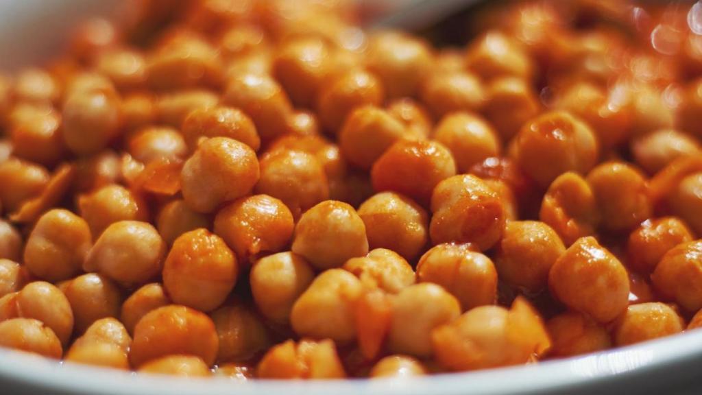 Un plato de garbanzos.