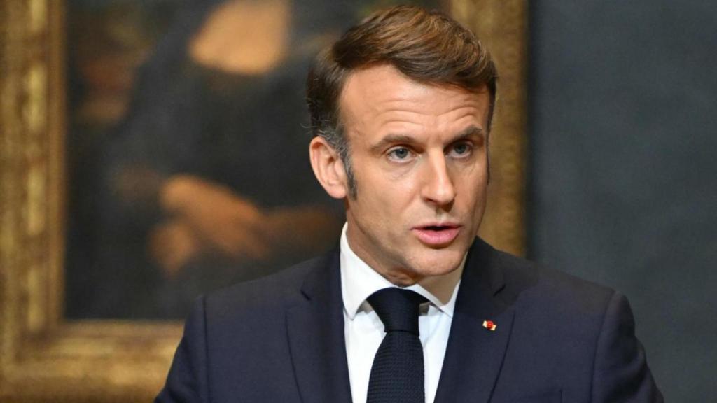 Emmanuel Macron en el Louvre. Foto: BERTRAND GUAY / POOL