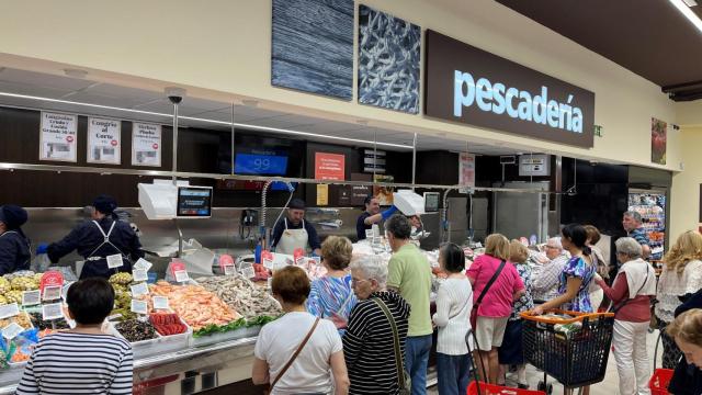 Imagen de la pescadería de un supermercado Gadis