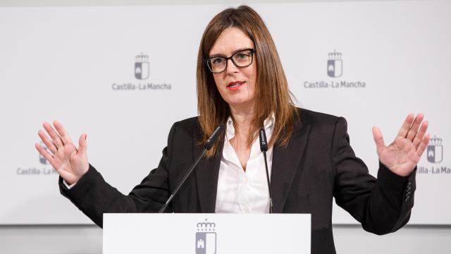 Esther Padilla, consejera portavoz del Gobierno de Castilla-La Mancha, este miércoles en rueda de prensa.