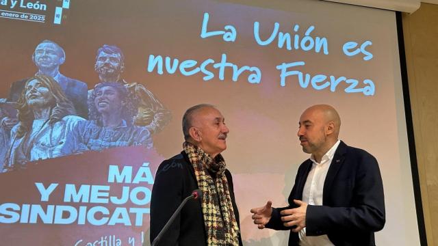 Pepe Álvarez junto a Óscar Lobo antes de la clausura del IX Congreso de UGT CyL