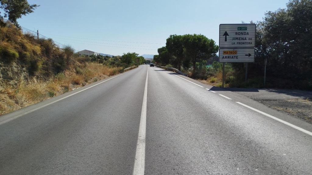 Imagen de la carretera de acceso a Ronda.