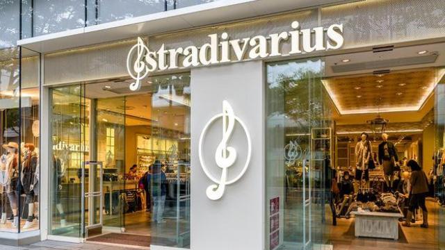 Tienda de Stradivarius.