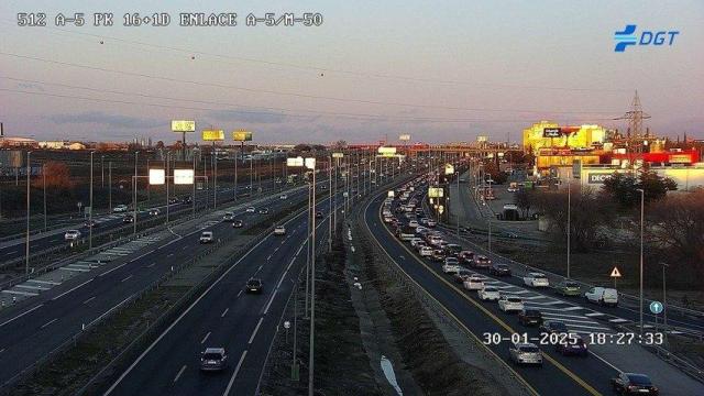 Transportes modifica el carril bus de la A-5 tras un rifirrafe de Óscar Puente con el alcalde de Móstoles