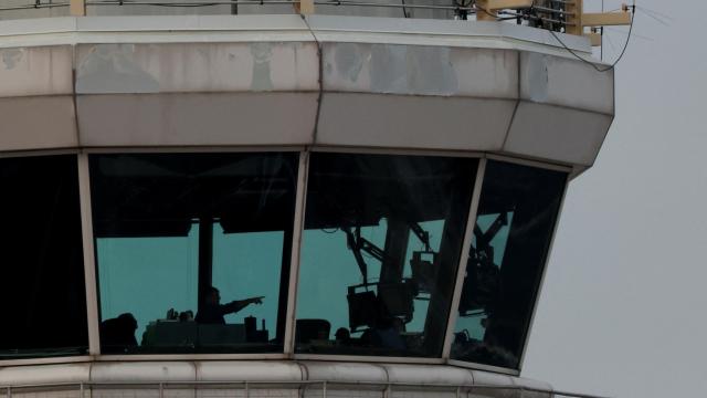 La torre de control del Aeropuerto Nacional Ronald Reagan en Washington.