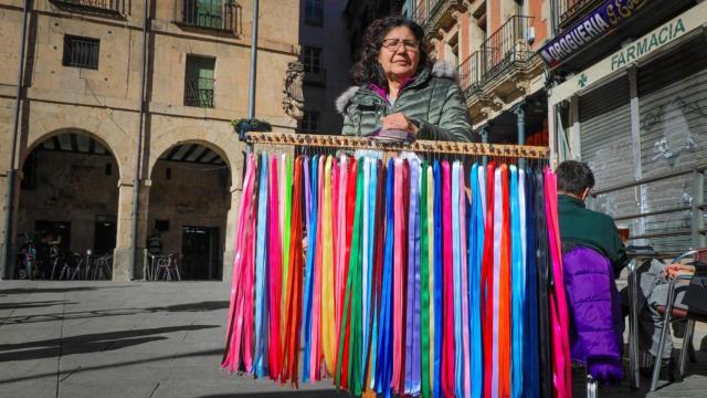 Las gargantillas de San Blas, el hilo que une generaciones en Salamanca