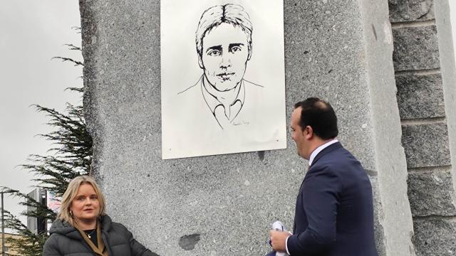 Santa Marta perpetúa con una escultura la memoria de Miguel Ángel Blanco