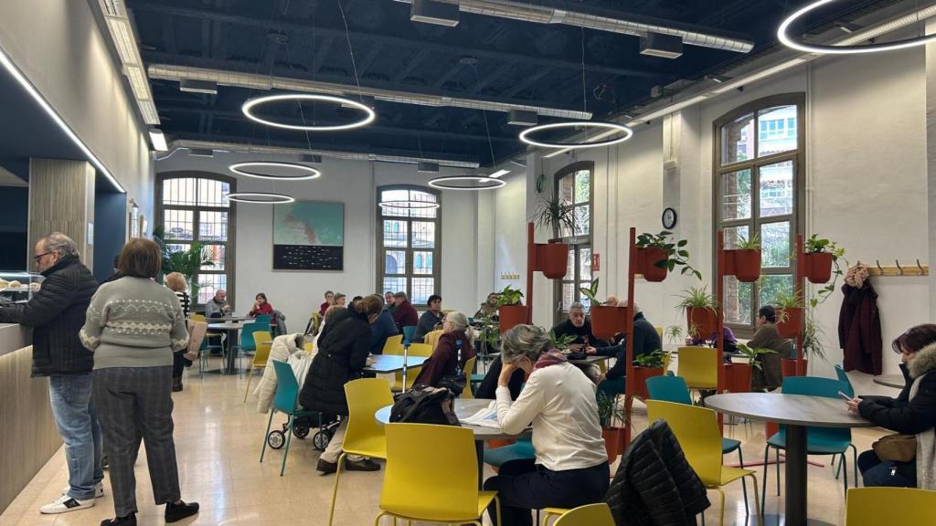 La cafetería del Luis Buñuel.