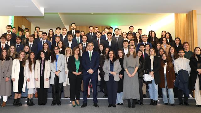 Acto de bienvenida a los universitarios que harán sus prácticas en Eurocaja Rural.