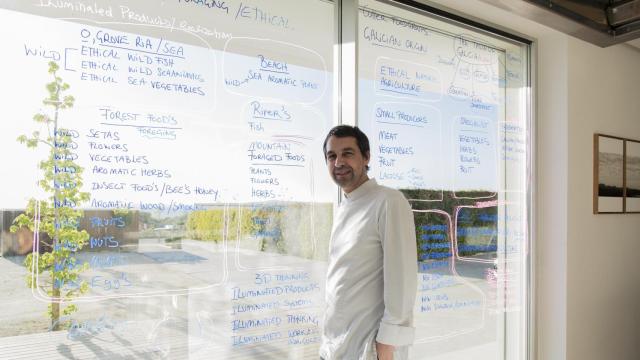 Javier Olleros en el laboratorio de Culler de Pau.