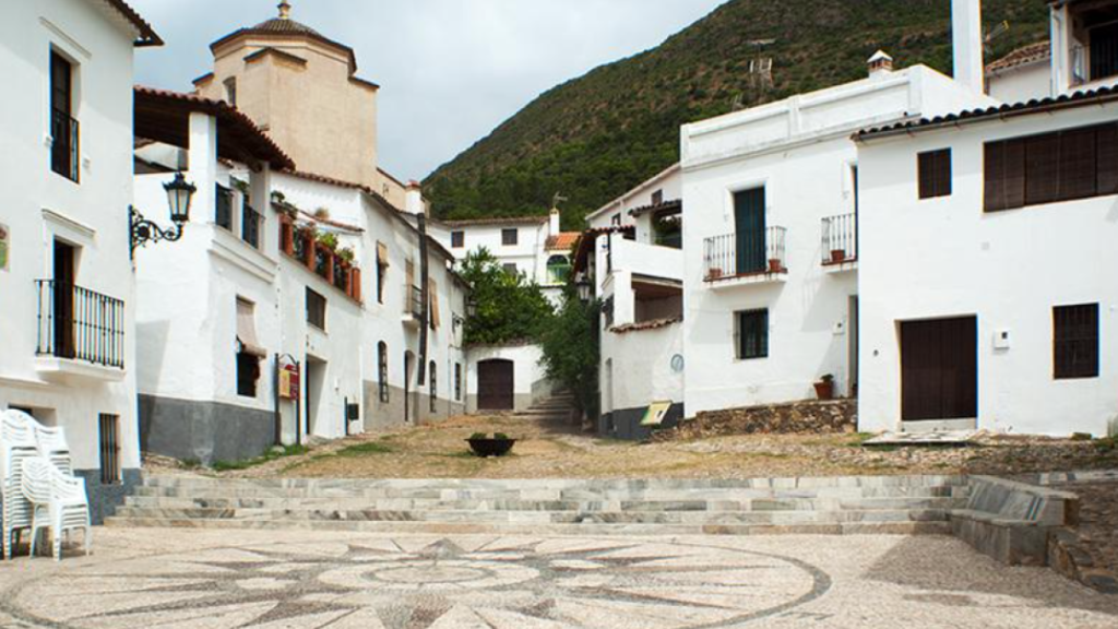 Uno de los pueblos que incluye la guía.