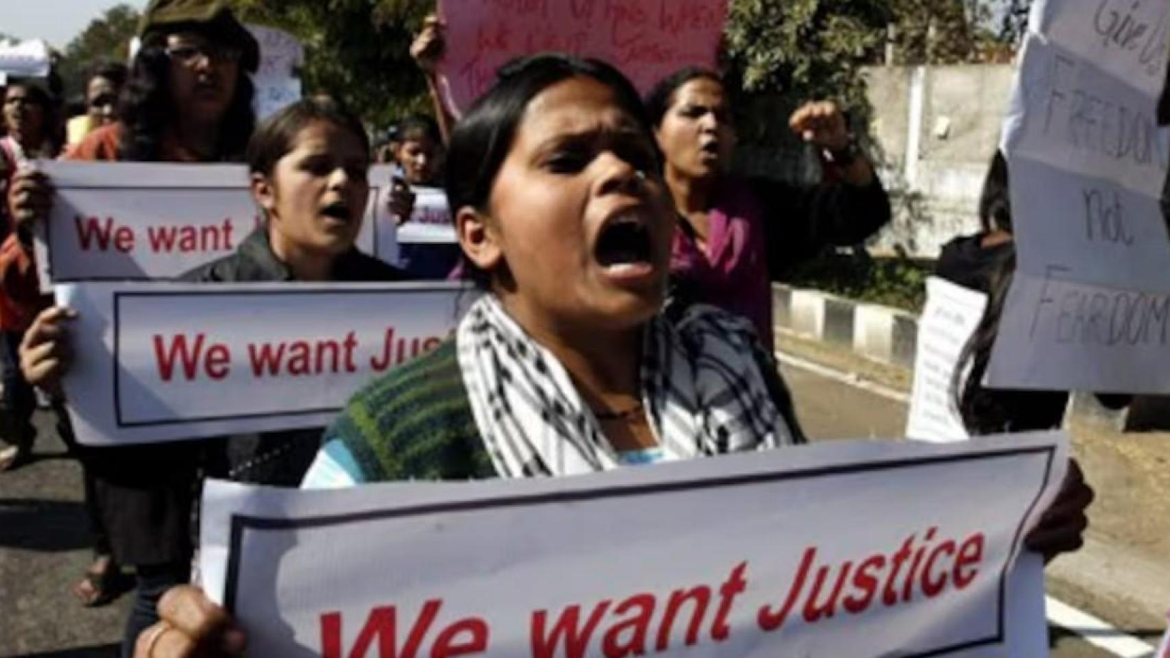 Nueva violación grupal a una niña en la India: detenidos tres profesores por una agresión sexual a una alumna de 13 años