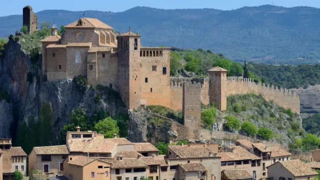 Boltaña, una de las localidades donde se construirá vivienda.