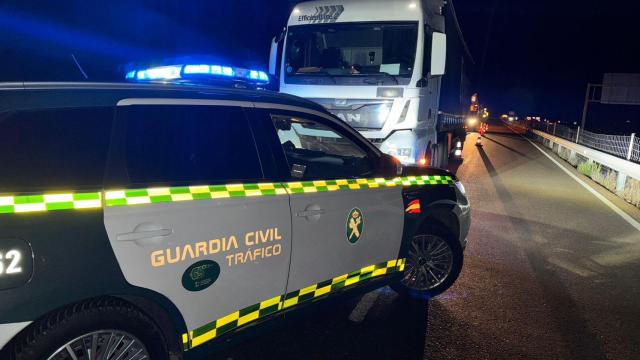 La Guardia Civil intercepta el camión en la A-2