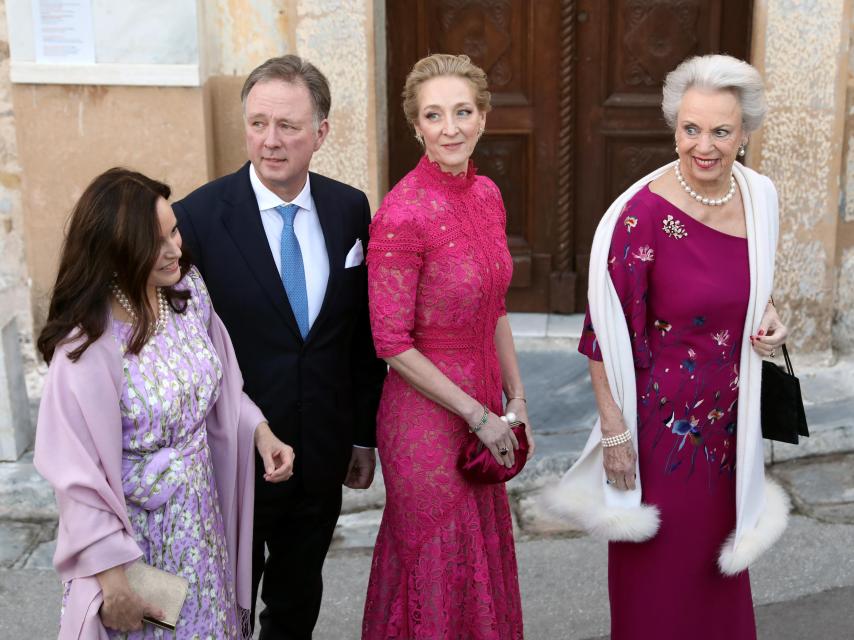 Benedicto de Dinamarca, la hermana de Ana María, llegando a la boda.