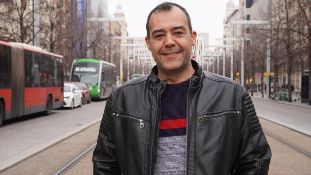 Sergio Gómez, en el paseo de la Independencia de Zaragoza.