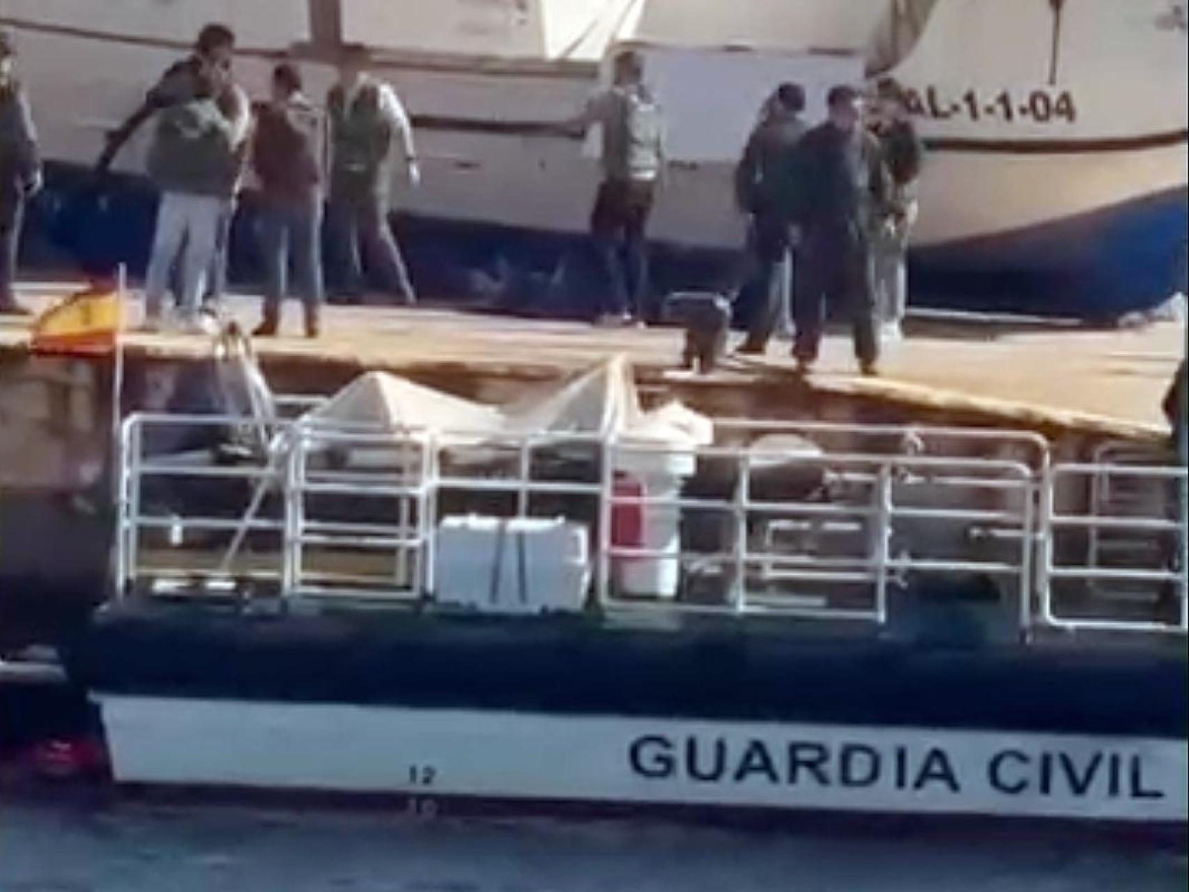 "Los narcos nos saludan con la manita": muere un traficante al embestir a la Guardia Civil un año después de Barbate