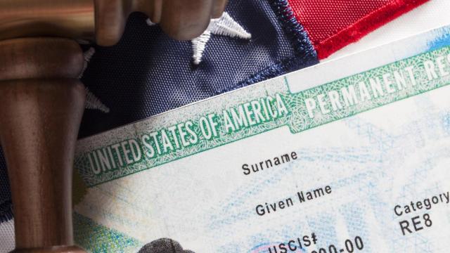 Este es el error más común al solicitar la Green Card en Estados Unidos: debes evitarlo a toda costa