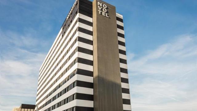 El edificio que alberga el nuevo establecimiento hotelero se sitúa en Nuevo Centro. EE