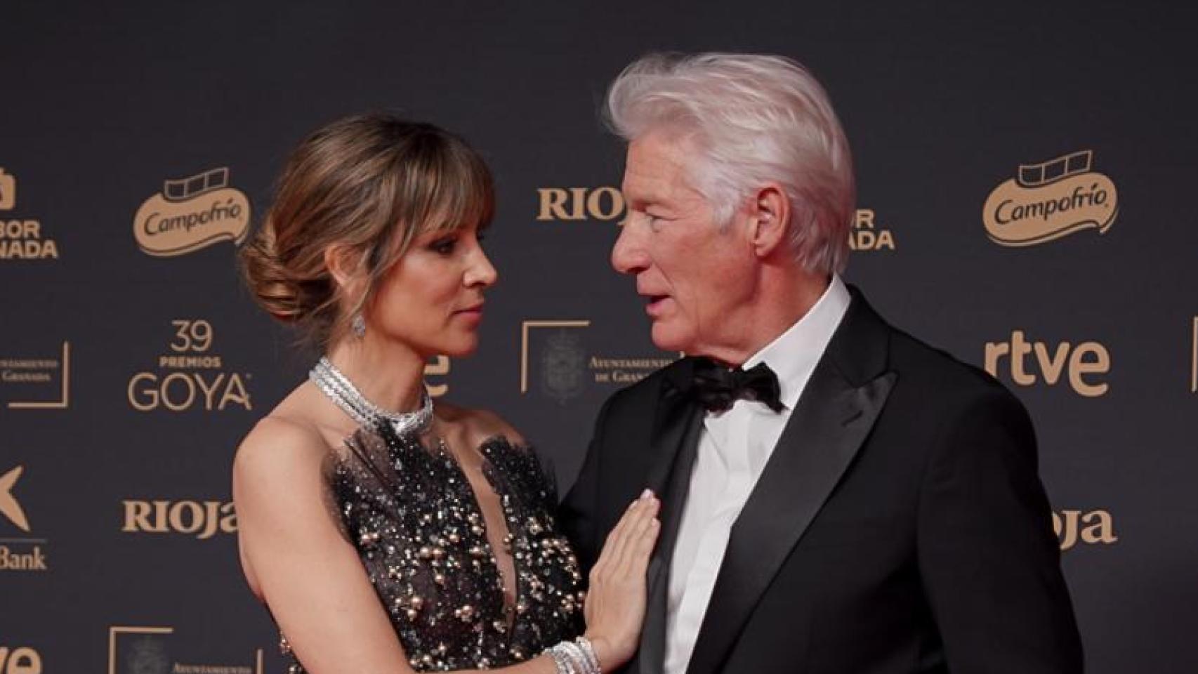 El piropazo de Richard Gere a su mujer, Alejandra Silva, en los Premios Goya