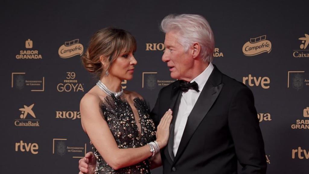 El piropazo de Richard Gere a su mujer, Alejandra Silva, en los Premios Goya