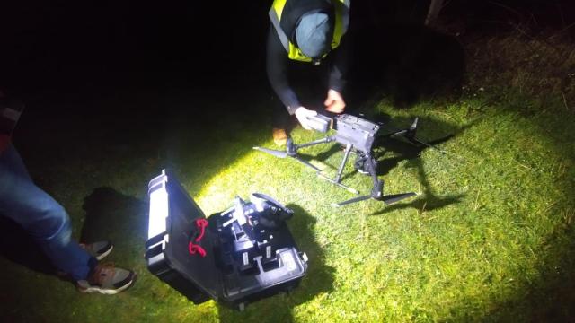 Despliegue de los drones para la búsqueda del guardia civil vallisoletano en Cantabria