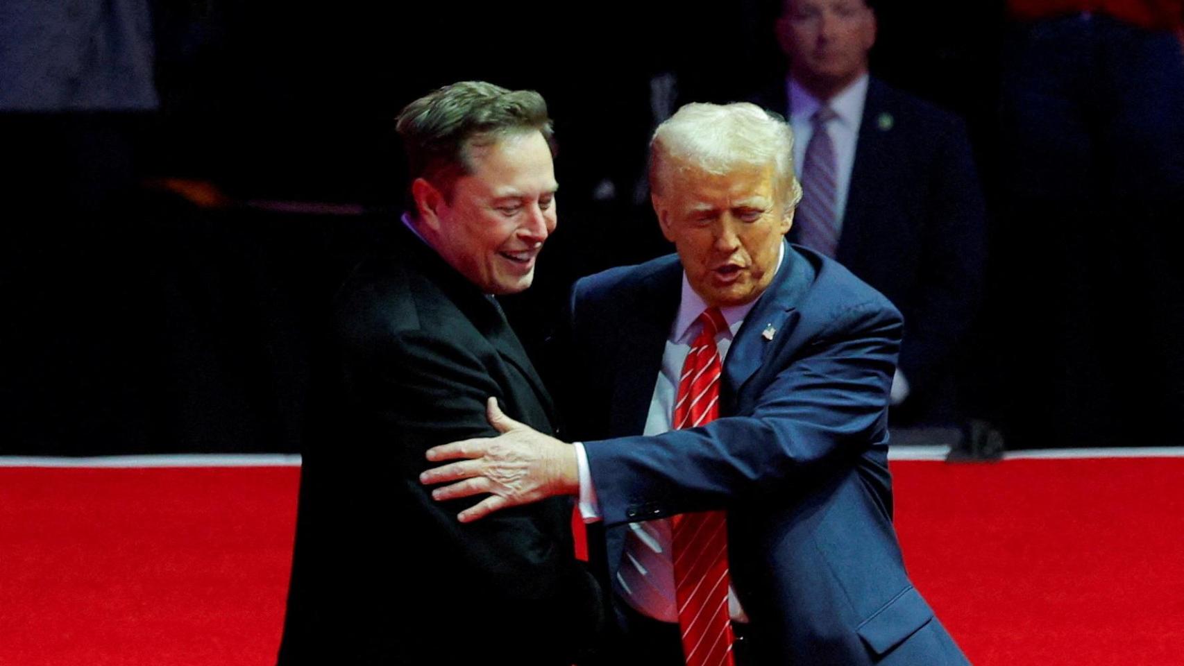 El presidente de EEUU, Donald Trump, junto a Elon Musk, durante un mitin el día antes de la toma de posesión de Trump para un segundo mandato, en Washington, Estados Unidos, el 19 de enero de 2025.