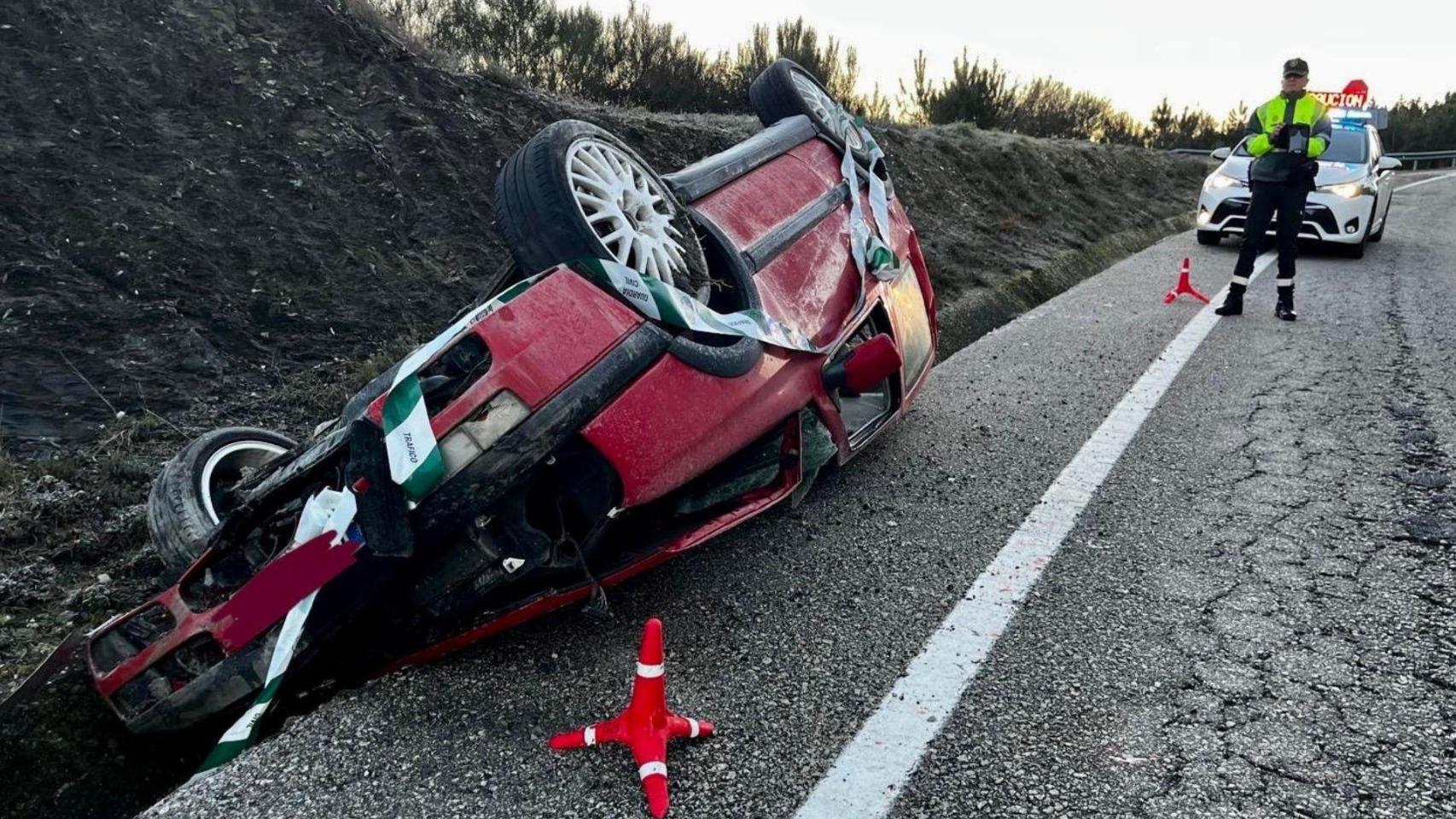 Un hombre de Verín (Ourense) resulta herido grave tras salirse de la vía en Vilardevós