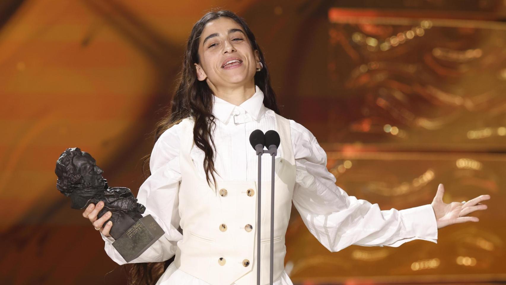 Carolina Yuste recoge el Premio Goya a la mejor actriz protagonista por 'La infiltrada'. Foto: