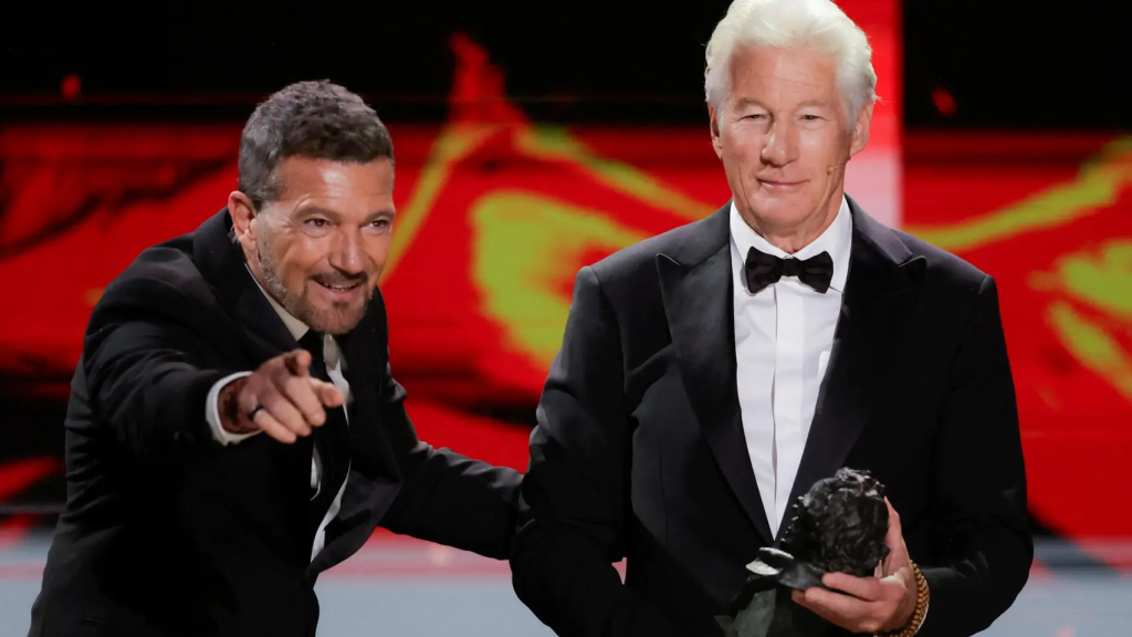 Ganadores Premios Goya 2025, en directo | Ganadores Premios Goya 2025, en directo | Karla Sofía Gascón, la 'protagonista ausente' de la alfombra roja