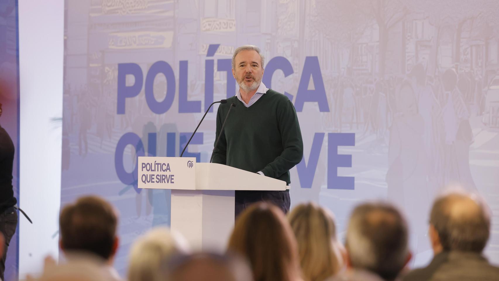 Azcón, durante el acto del PP de este domingo en Zaragoza.