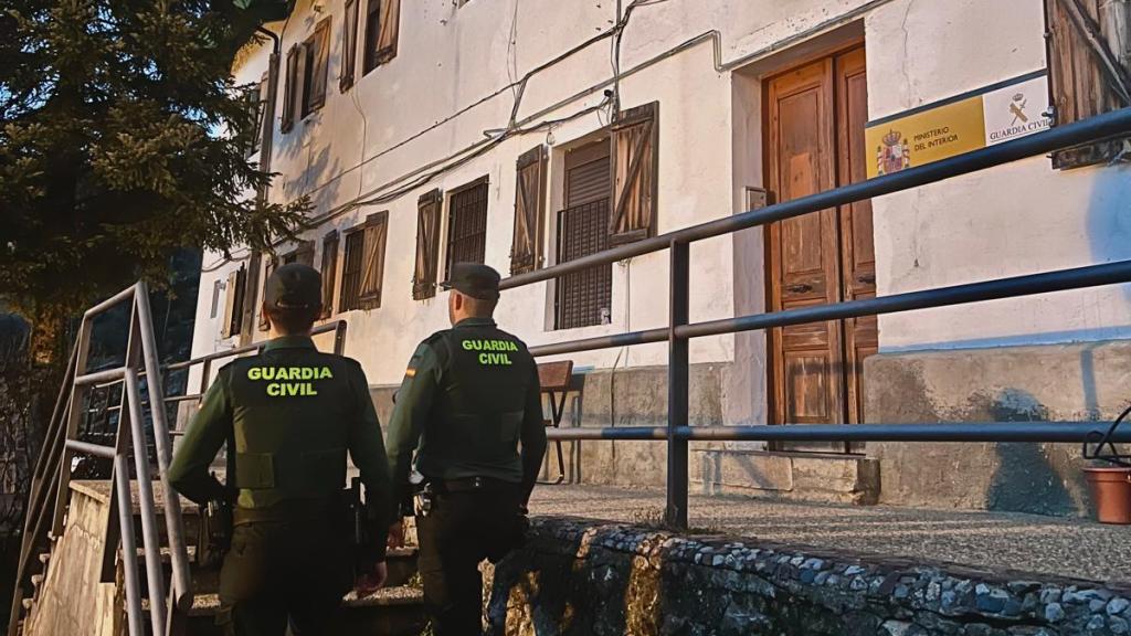 La Guardia Civil detiene a un hombre buscado por la Interpol.