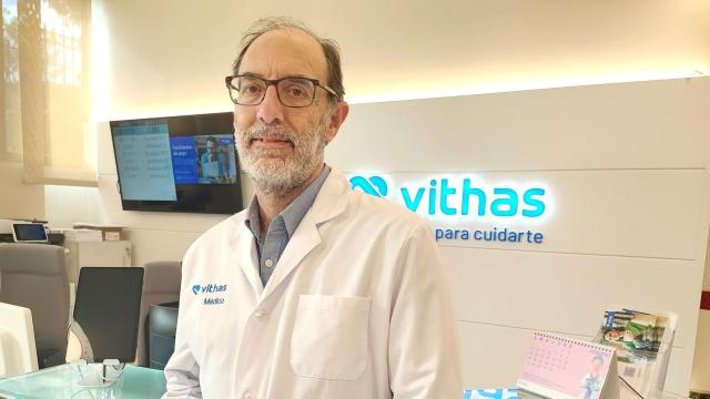 El doctor Pedro Serrano, neurólogo de Vithas Málaga.