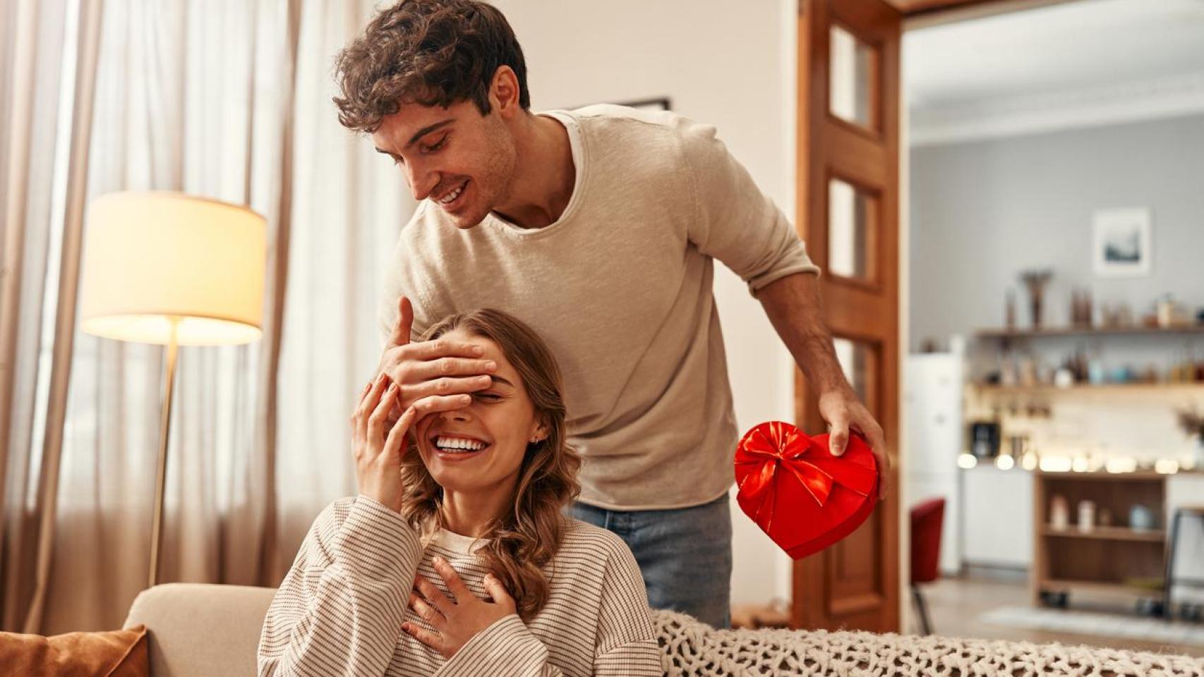 Ni flores ni bombones: 10 ideas de regalos para San Valentín con los que es imposible fallar