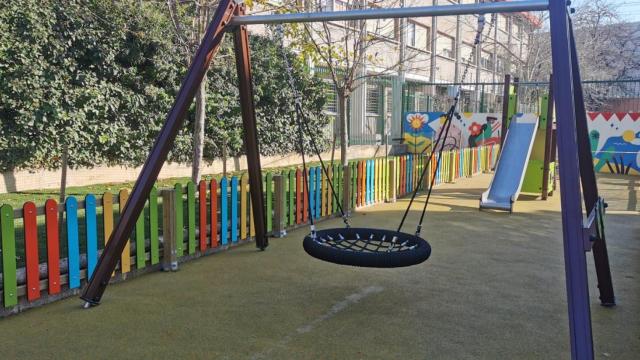 La nueva zona de juegos infantiles, en Zaragoza.