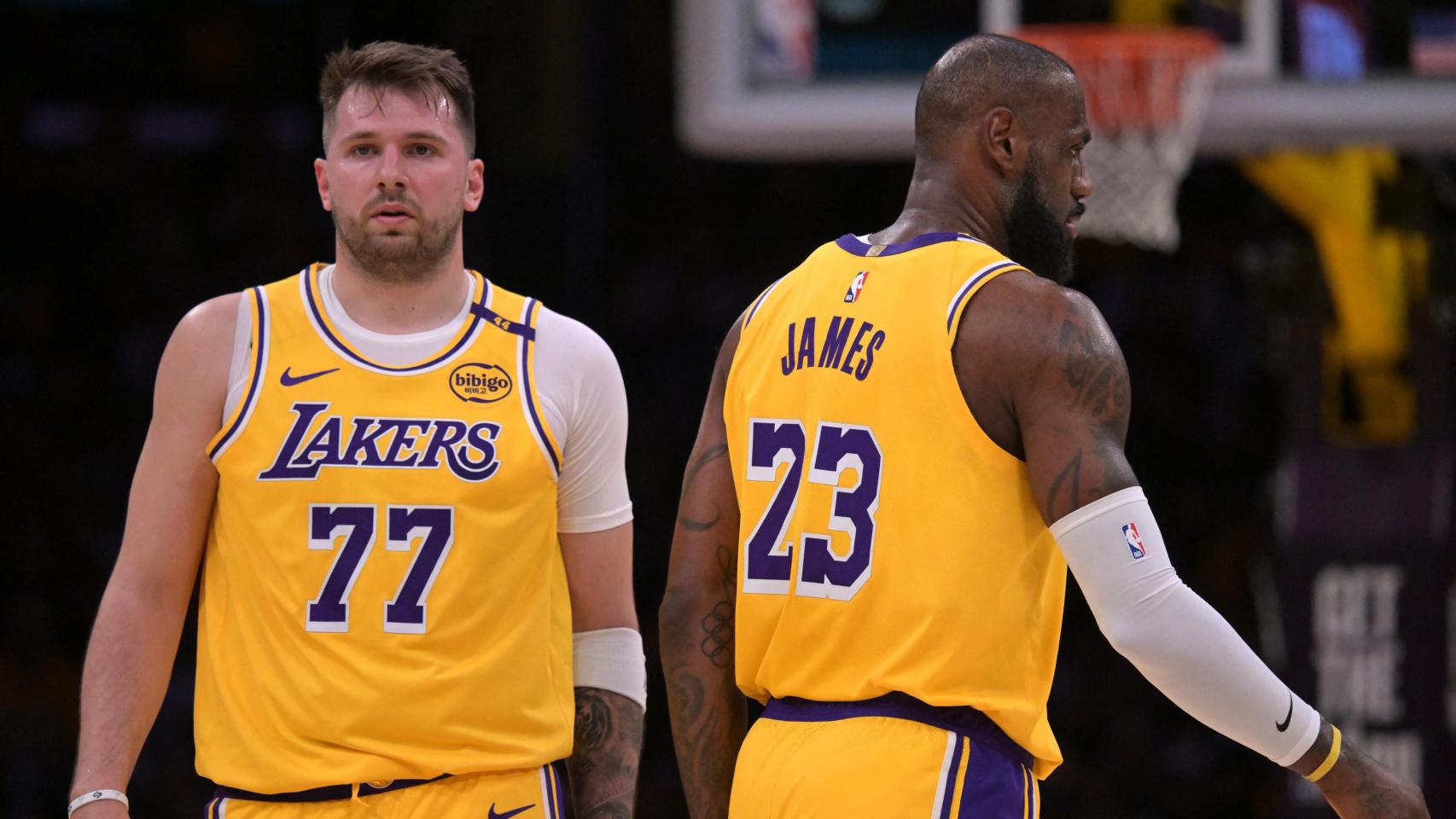 Arranca la era Doncic en los Lakers: recibimiento de estrella, el cariño de LeBron James y un debut ilusionante