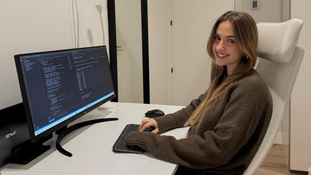 Ana González, estudiante del Doble Grado en Matemática Computacional e Ingeniería del Software.