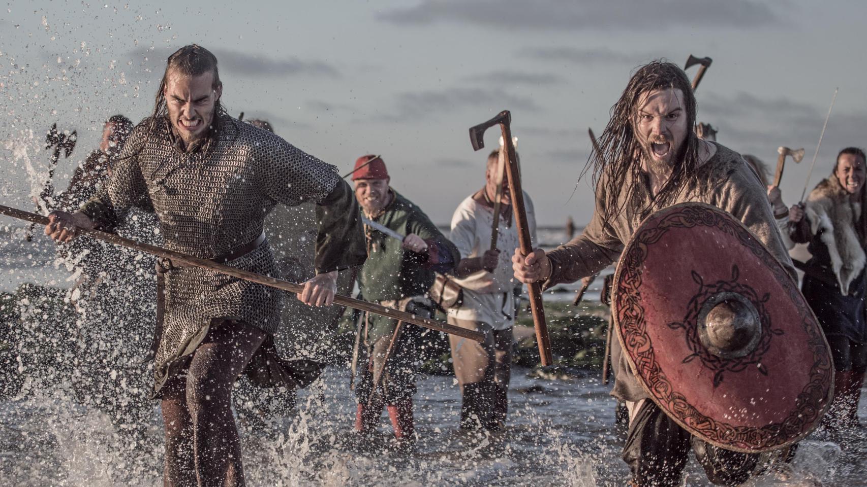 Imagen de archivo de guerreros vikingos.