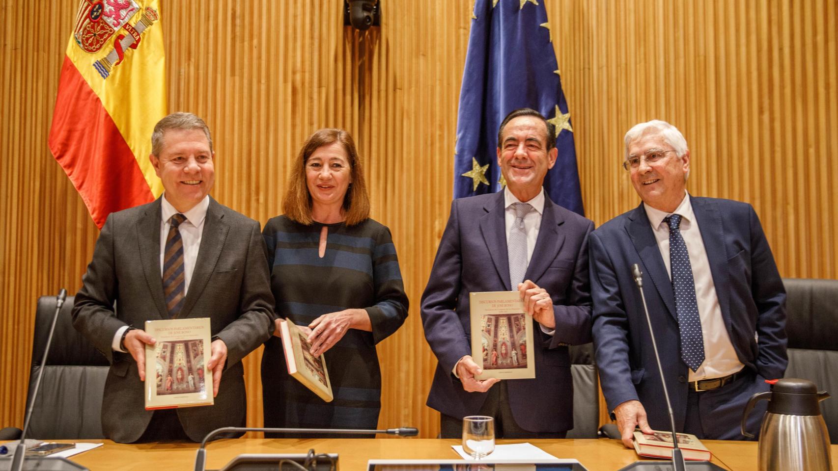 Actualidad política, en directo | José Bono pide a todos los socialistas que apoyen a Sánchez: "Es honrado y un político honesto"