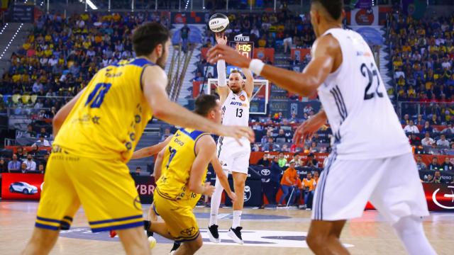 Dzanan Musa, desde la línea del triple ante Gran Canaria en las semifinales de Copa del Rey