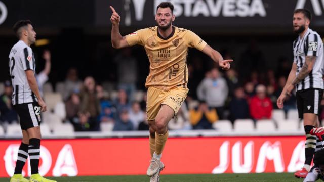 Roko Baturina celebra el gol contra el Cartagena