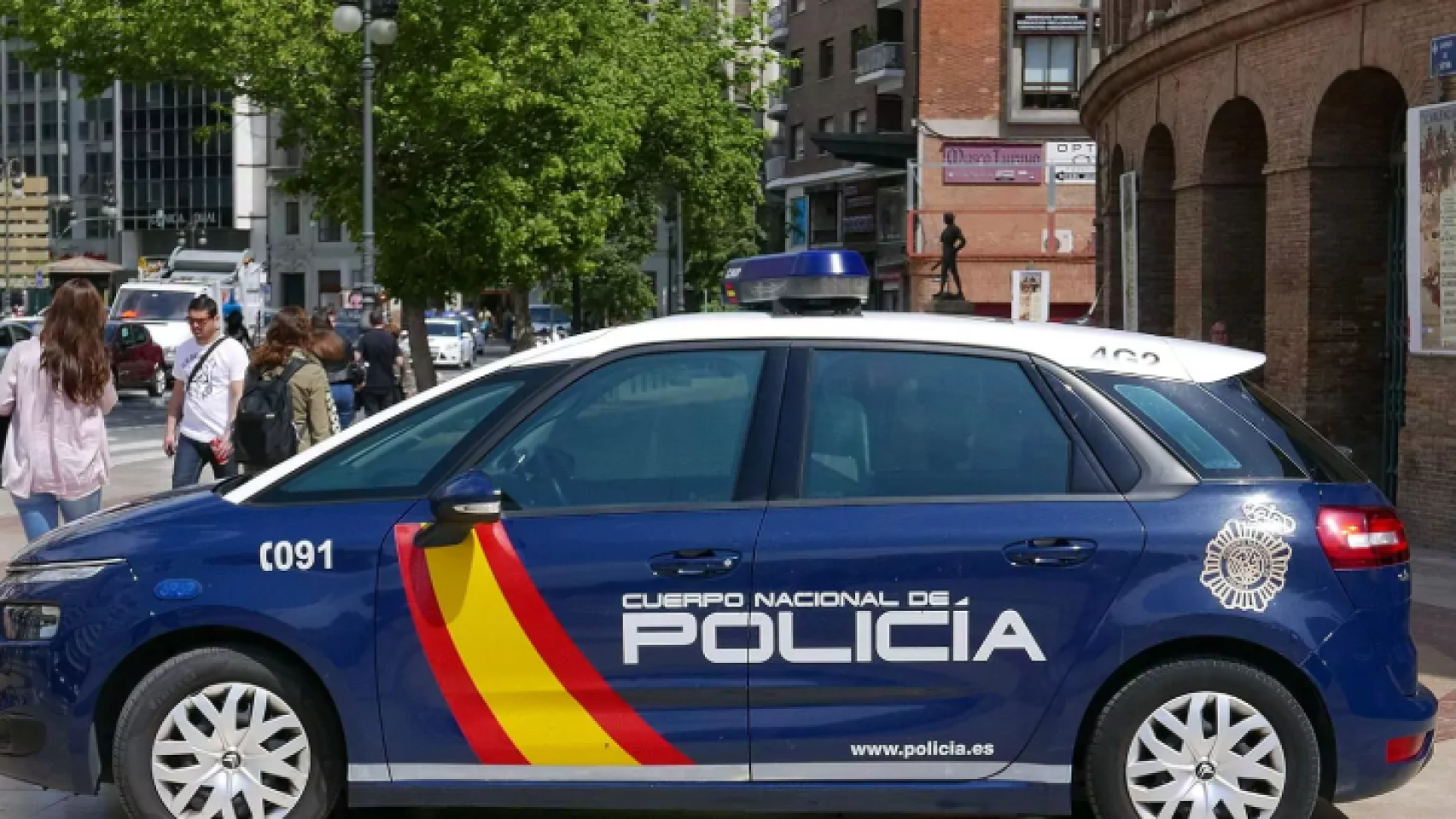 Detienen a un hombre en Jaén por apuñalar a su mujer en el domicilio: la vida de la víctima no corre peligro